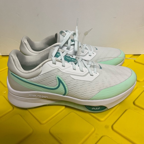 Nike Air Zoom Infinity TOUR Next% Golf Shoes